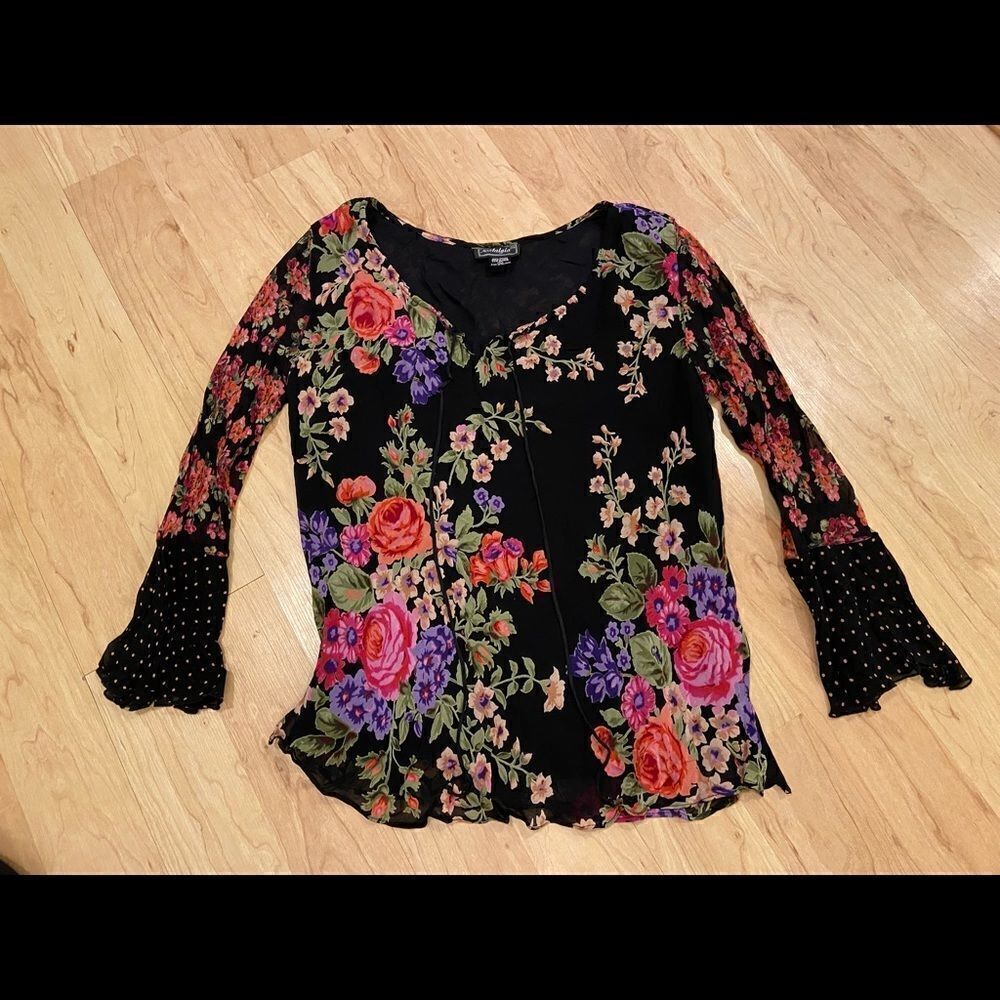 Vintage Nostalgia black floral Flowy long sleeve top